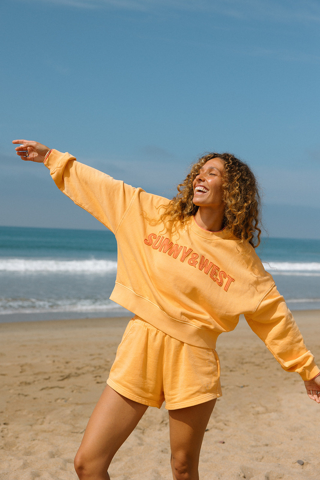 Two-Tone Layer Crew - Mango